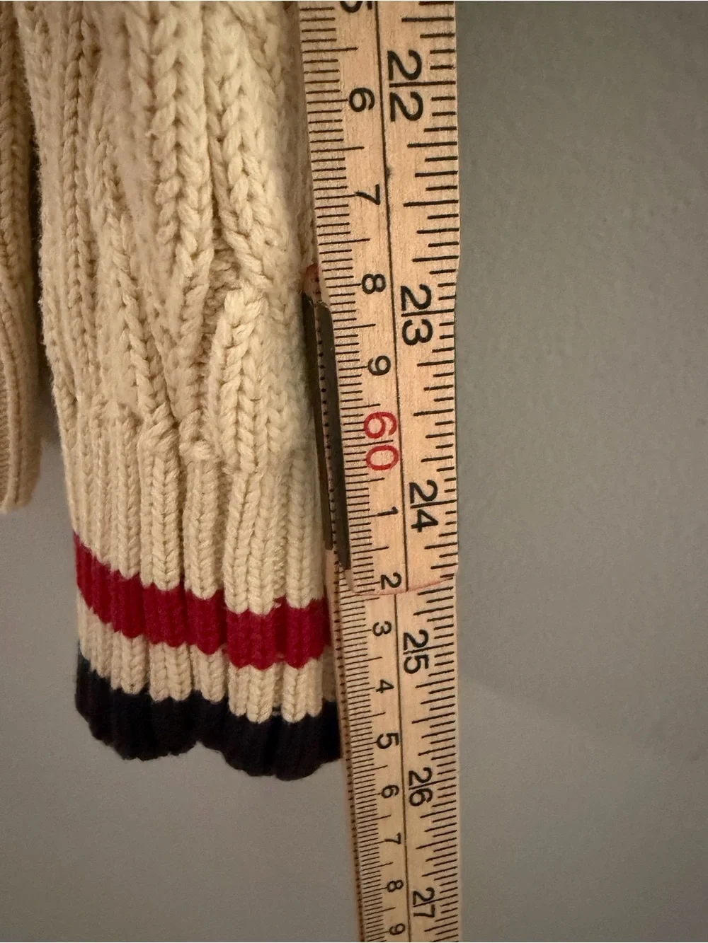 Vtg LANDS END Cable Knit Sweater Men’s L 42-44 V-Neck Preppy Academia Striped